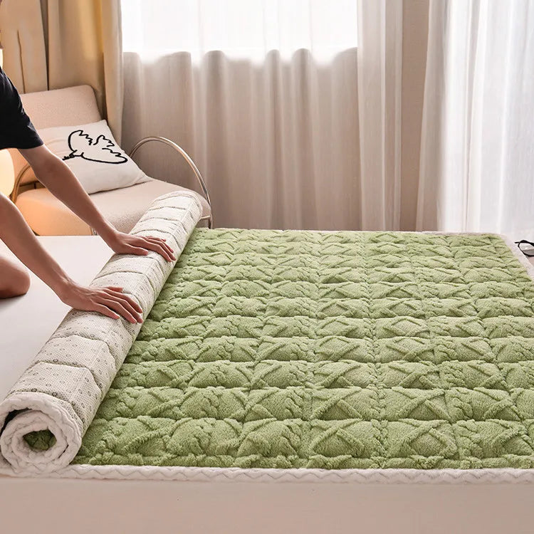 Winter Topper Mattress Quilted Bed Mattresses Soft Velvet Bedspread Home Bed Mat Cover Warm Topper Cover 매트리스 바닥용(No Pillowcase)