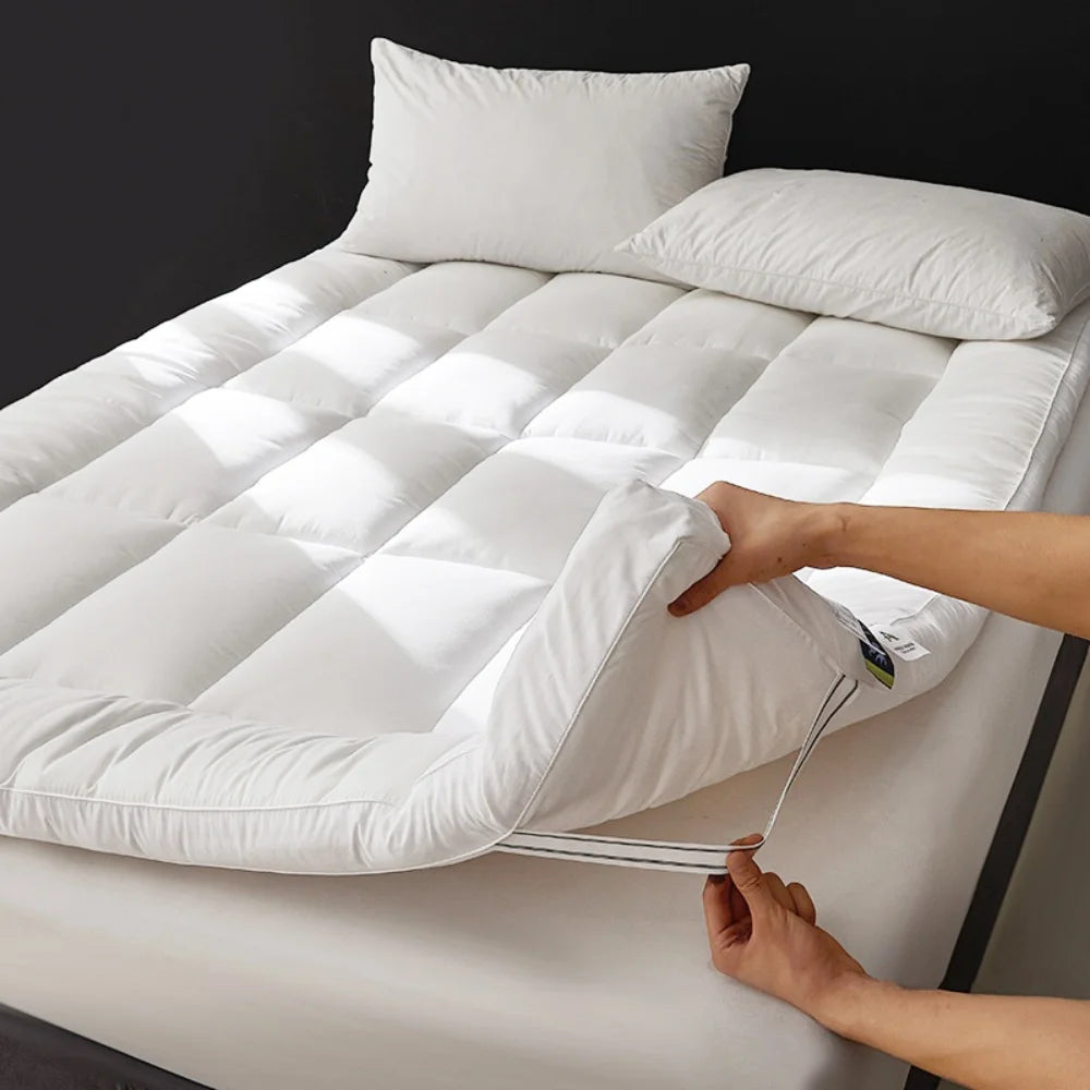 Sondeson White Mattress Topper Queen King Mattress Pad Pocket Soft Down Alternative Fill Mattress Protector Top Mattress Cover
