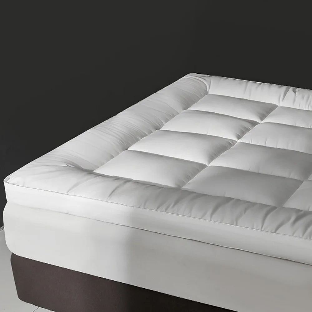 Sondeson White Mattress Topper Queen King Mattress Pad Pocket Soft Down Alternative Fill Mattress Protector Top Mattress Cover