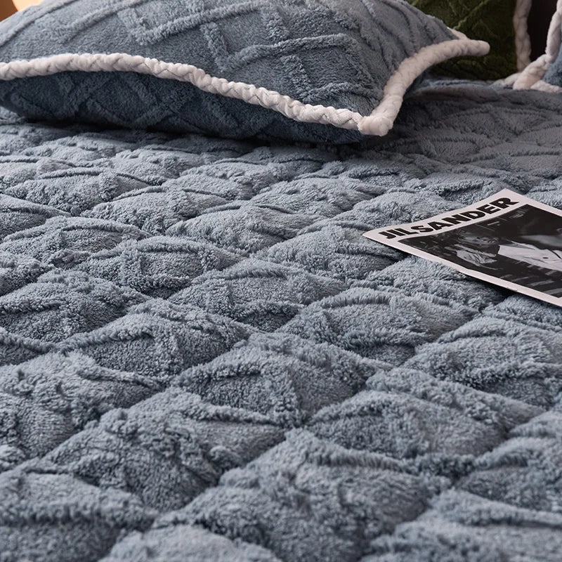 Winter Topper Mattress Quilted Bed Mattresses Soft Velvet Bedspread Home Bed Mat Cover Warm Topper Cover 매트리스 바닥용(No Pillowcase)